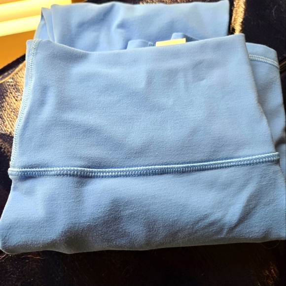 Fabletics PowerHold Leggings, Size M - Picture 4 of 6